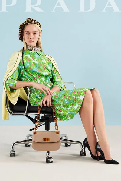 Look 17
